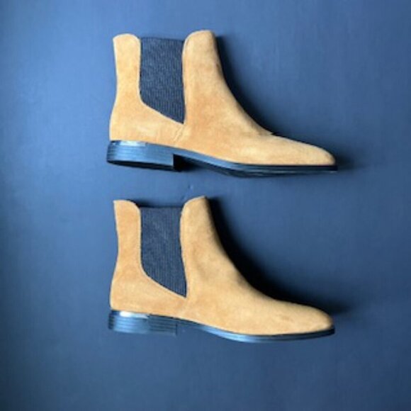 Nine West Suede Chelsea Bootie size 8 1/2 - Picture 5 of 8